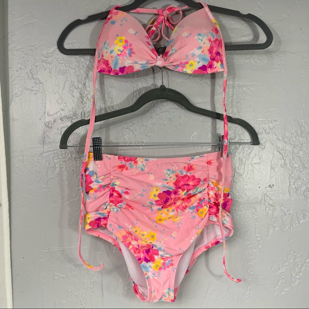 NWOT Gianni Bini Bathing suit 2 pieces Size S